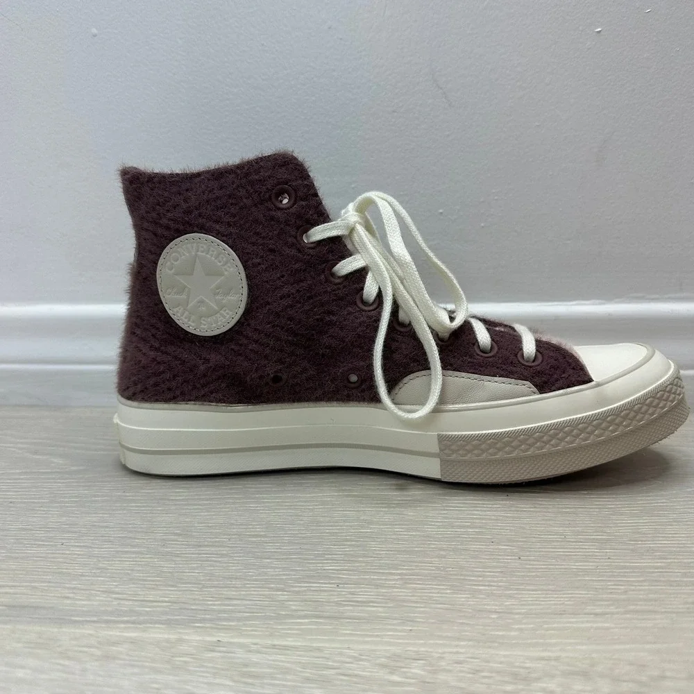 Converse Chuck 70 Hi Cozy Utility Womens 9 Burgundy Fuzzy Sneakers A01339C‎